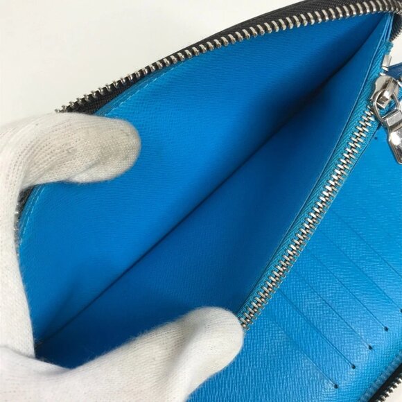 LOUIS VUITTON M30467 Taigalama Zippy Wallet Vertical Zip Around Long Wallet - Picture 8 of 15